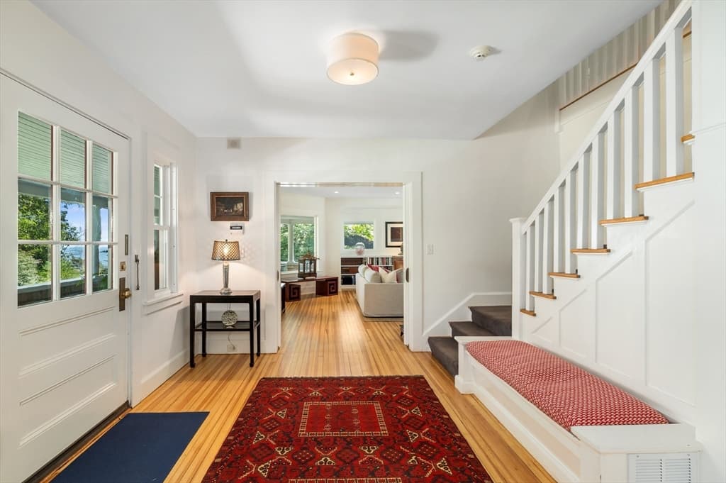 Single Family Residence at 8 Brier Rd, Gloucester MA 01930, Gloucester, photo 9 of 41