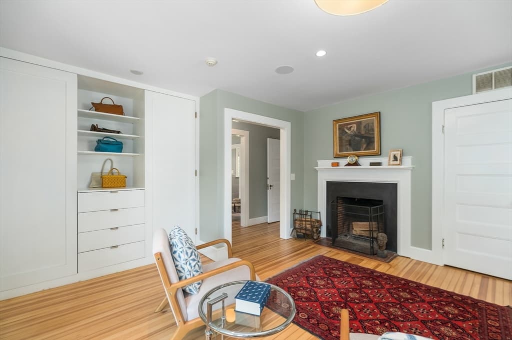 Single Family Residence at 8 Brier Rd, Gloucester MA 01930, Gloucester, photo 24 of 41