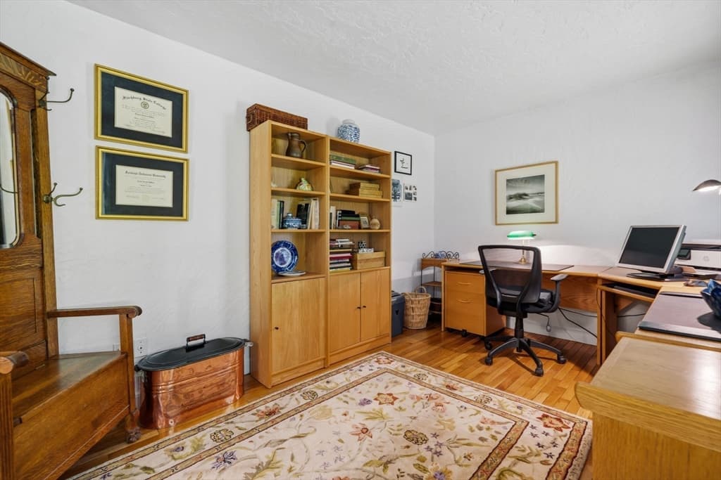 Single Family Residence at 536 Longley Rd, Groton MA 01450, Groton, photo 11 of 42