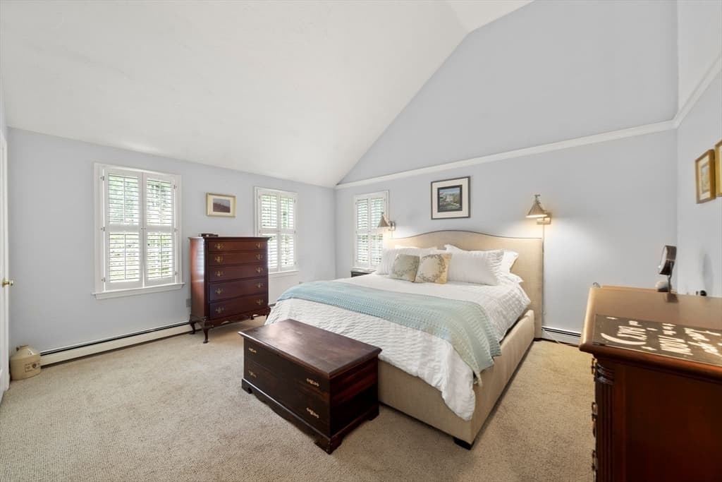Single Family Residence at 2 Silver Lake Dr, Kingston MA 02364, Kingston, photo 17 of 31