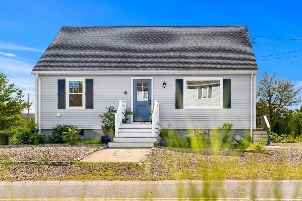 Single Family Residence at 133 Old Point, Newburyport MA 01950, Newburyport, photo 2 of 42