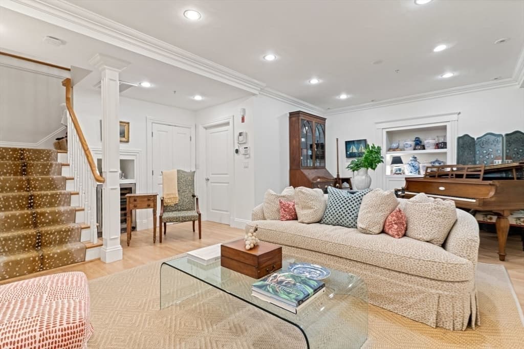 Condominium at 9-11 Worcester Sq # 1, Boston MA 02118, Boston, photo 12 of 34