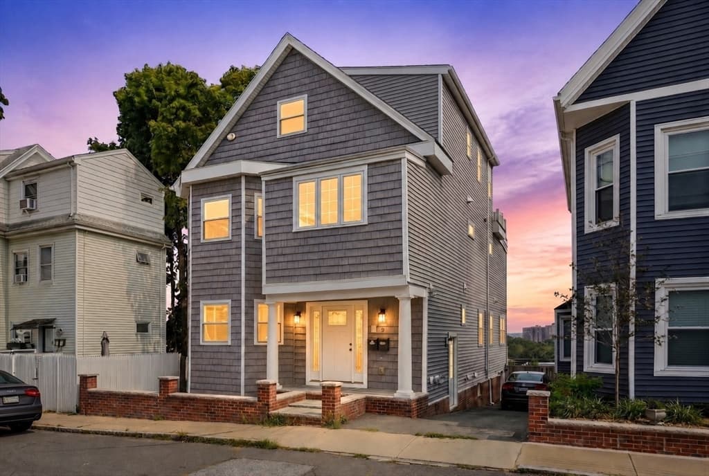 8 Leyden Ave # 8, Medford MA 02155