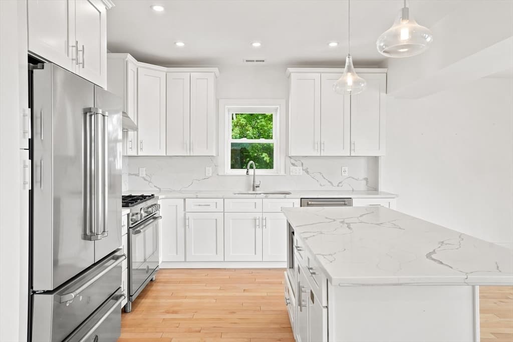 Condominium at 8 Leyden Ave # 8, Medford MA 02155, Medford, photo 5 of 40