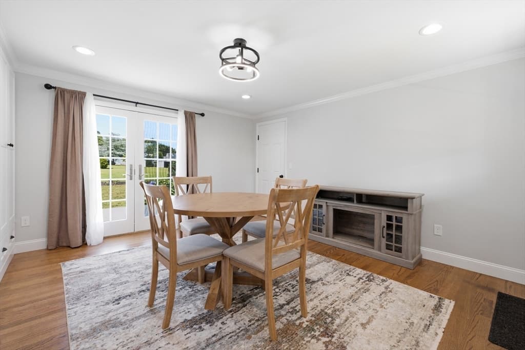 Single Family Residence at 35 Ludlow Street, Acushnet MA 02743, Acushnet, photo 5 of 31