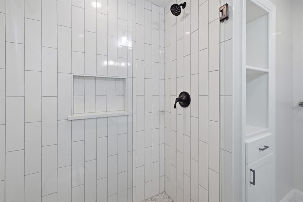 Single Family Residence at 35 Ludlow Street, Acushnet MA 02743, Acushnet, photo 14 of 31