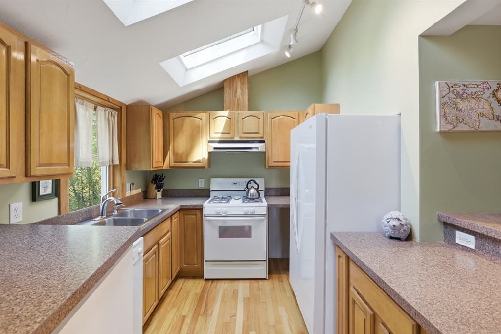 Single Family Residence at 3 Benjamin Road, Shirley MA 01464, Shirley, photo 2 of 40