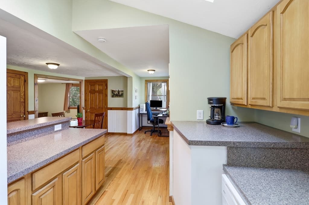 Single Family Residence at 3 Benjamin Road, Shirley MA 01464, Shirley, photo 14 of 40