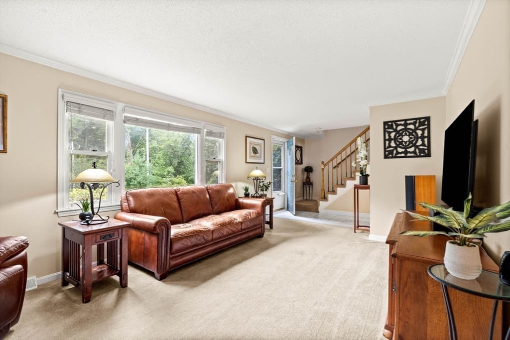 Single Family Residence at 82 Keystone Ln, Billerica MA 01821, Billerica, photo 16 of 31
