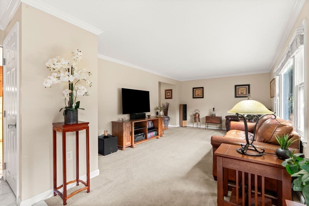 Single Family Residence at 82 Keystone Ln, Billerica MA 01821, Billerica, photo 15 of 31