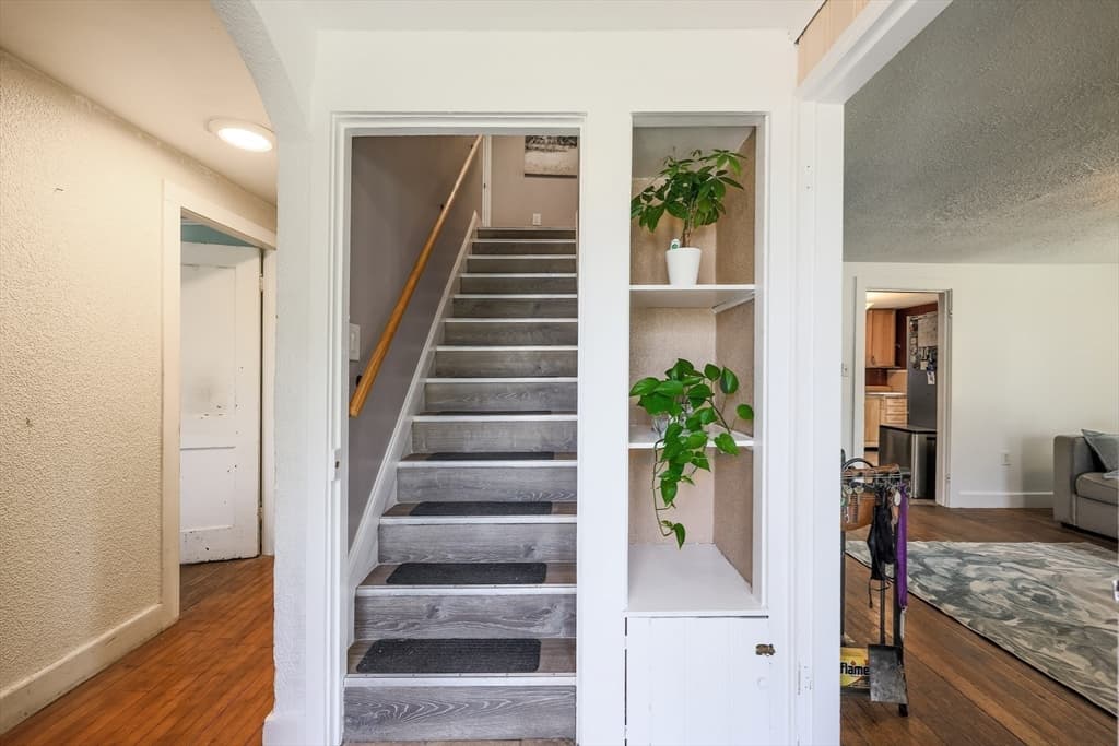 Single Family Residence at 38 Fay Rd, Framingham MA 01702, Framingham, photo 12 of 30