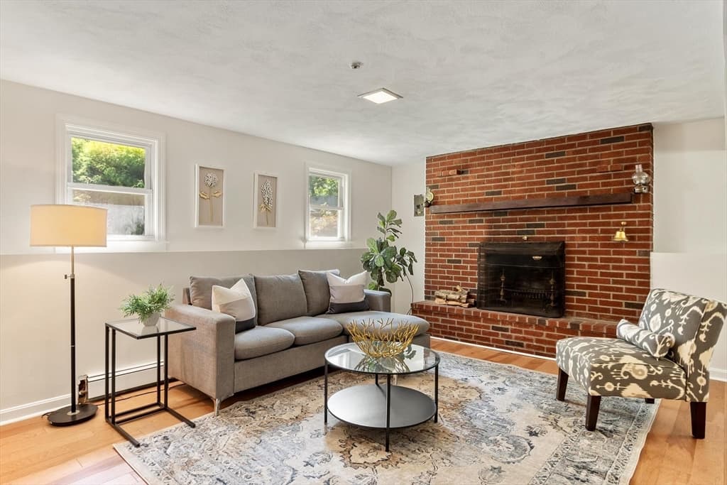 Single Family Residence at 7 Locust Street, Reading MA 01867, Reading, photo 27 of 40