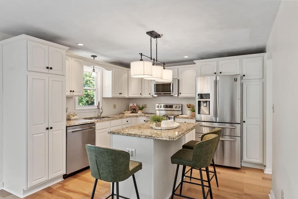 Single Family Residence at 7 Locust Street, Reading MA 01867, Reading, photo 12 of 40