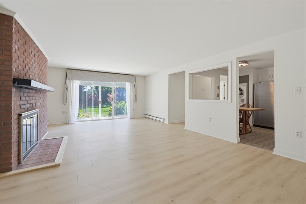 Condominium at 7 Highview Drive # 7, Sandwich MA 02563, Sandwich, photo 11 of 30