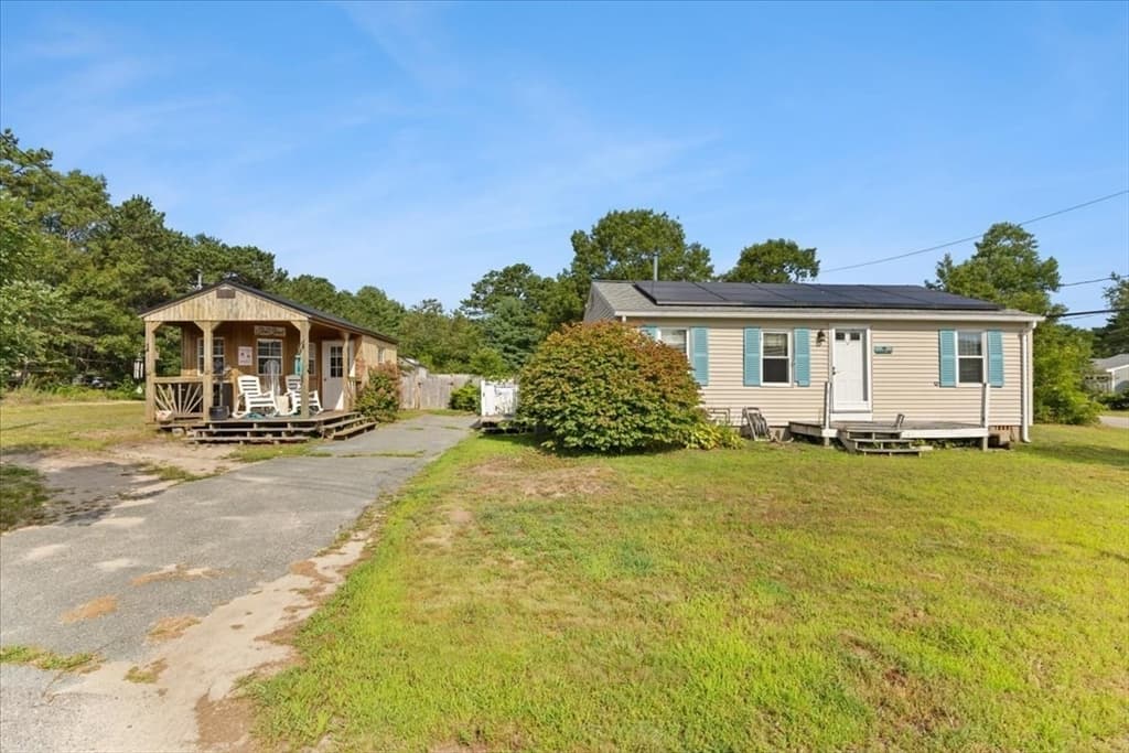 Single Family Residence at 28 Sunset Blvd, Wareham MA 02538, Wareham, photo 2 of 21