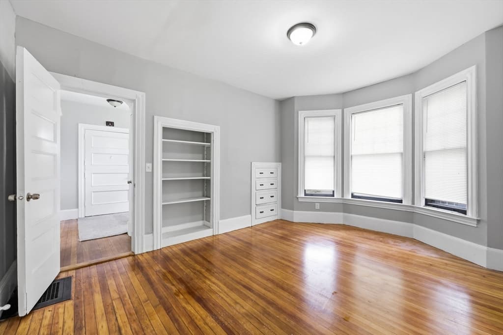 Single Family Residence at 43 Cornell St, Springfield MA 01109, Springfield, photo 16 of 27