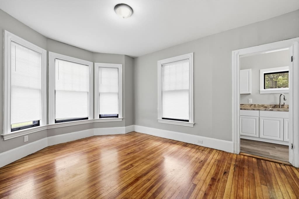 Single Family Residence at 43 Cornell St, Springfield MA 01109, Springfield, photo 8 of 27