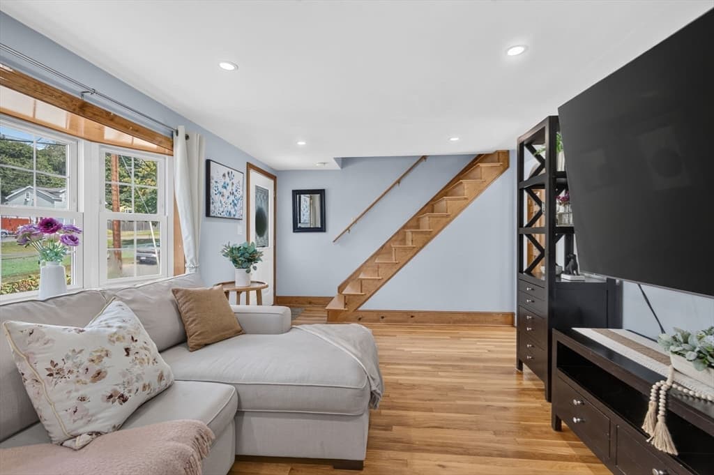 Single Family Residence at 3 Wormstead St, Saugus MA 01906, Saugus, photo 19 of 40