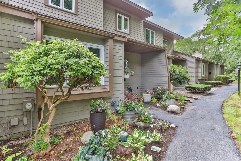 Condominium at 59 Route 6a # 3, Dennis MA 02638, Dennis, photo 4 of 26