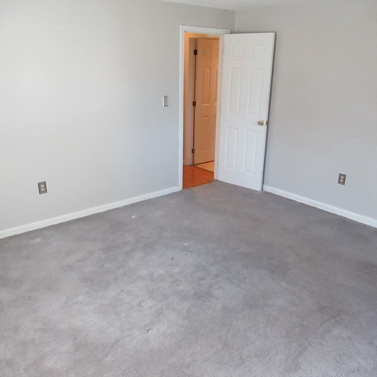Condominium at 14 Lantern Lane # 7, Dracut MA 01826, Dracut, photo 16 of 20