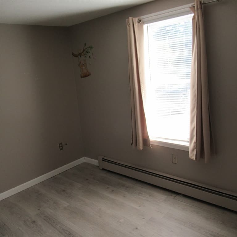 Condominium at 14 Lantern Lane # 7, Dracut MA 01826, Dracut, photo 12 of 20