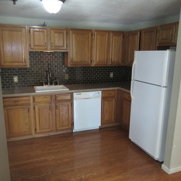 Condominium at 14 Lantern Lane # 7, Dracut MA 01826, Dracut, photo 4 of 20