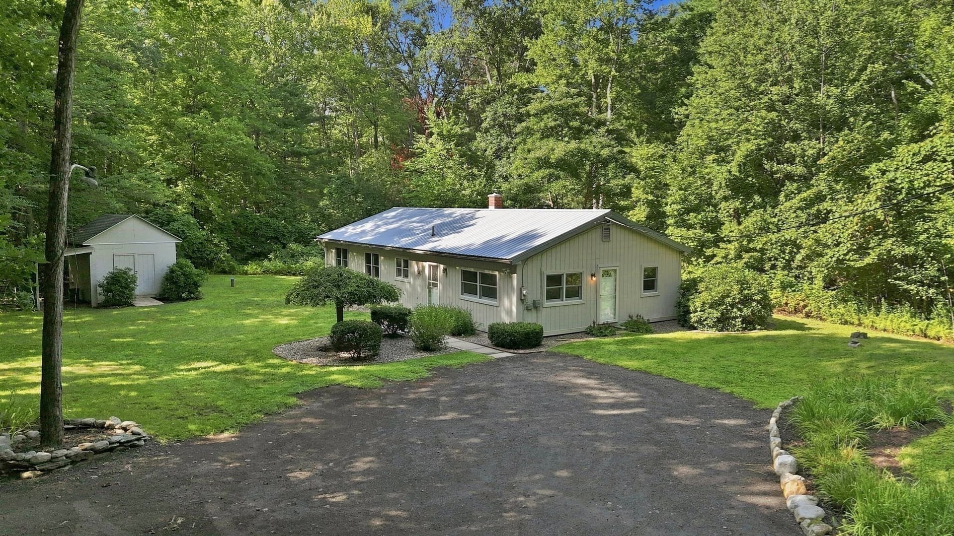 Single Family Residence at 55 North St, Belchertown MA 01007, photo 4 of 38