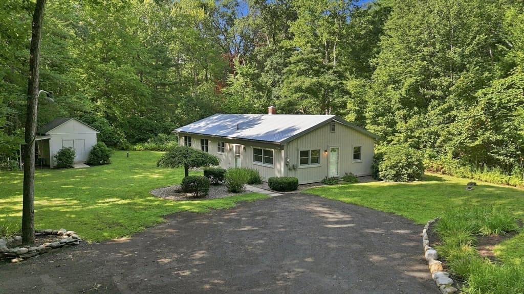Single Family Residence at 55 North St, Belchertown MA 01007, Belchertown, photo 4 of 37