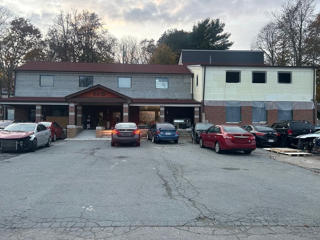 861B Ashley Blvd, New Bedford MA 02745