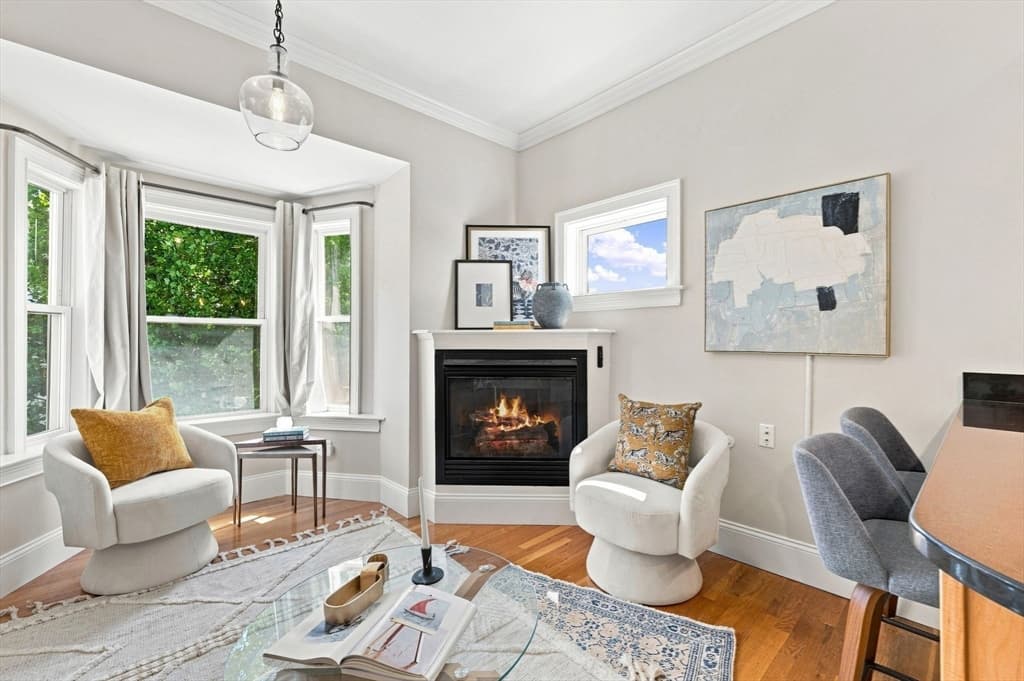 Condominium at 77 Old Harbor St # 3, Boston MA 02127, Boston, photo 5 of 31