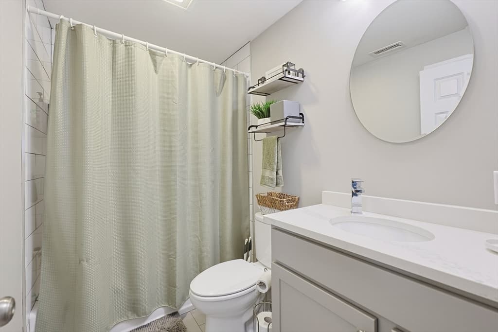 Single Family Residence at 7 Haskell Pl, Peabody MA 01960, Peabody, photo 13 of 34