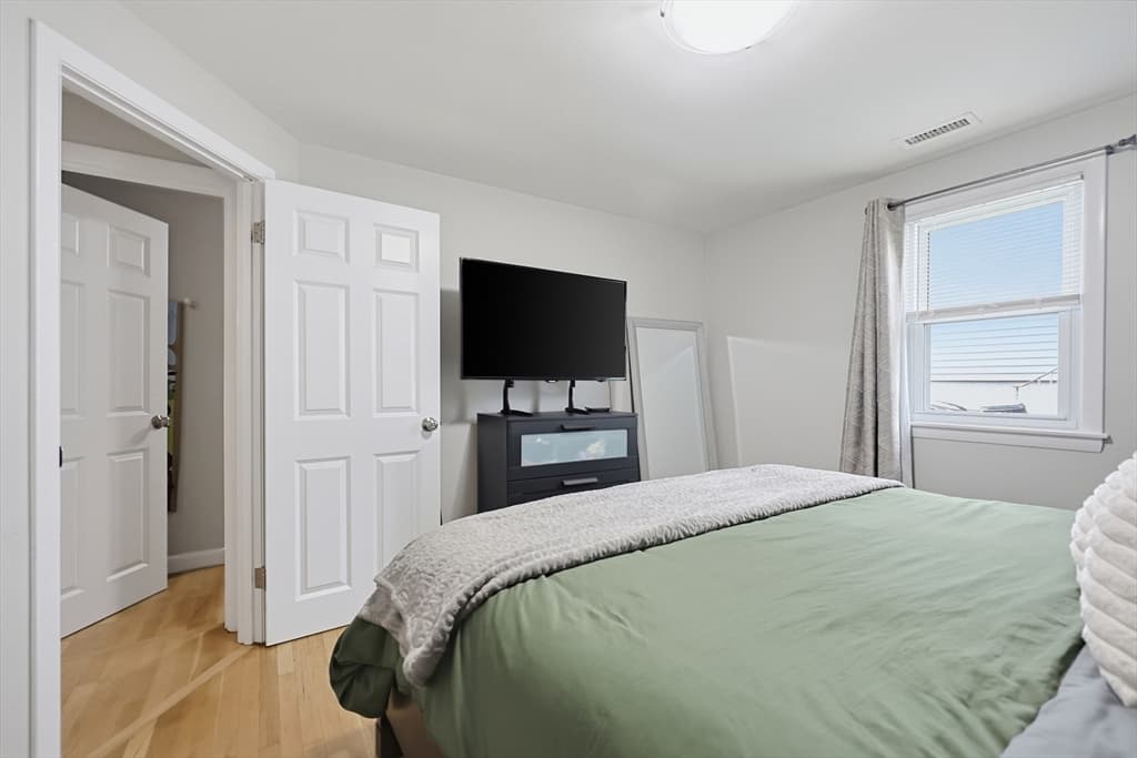 Single Family Residence at 7 Haskell Pl, Peabody MA 01960, Peabody, photo 15 of 34