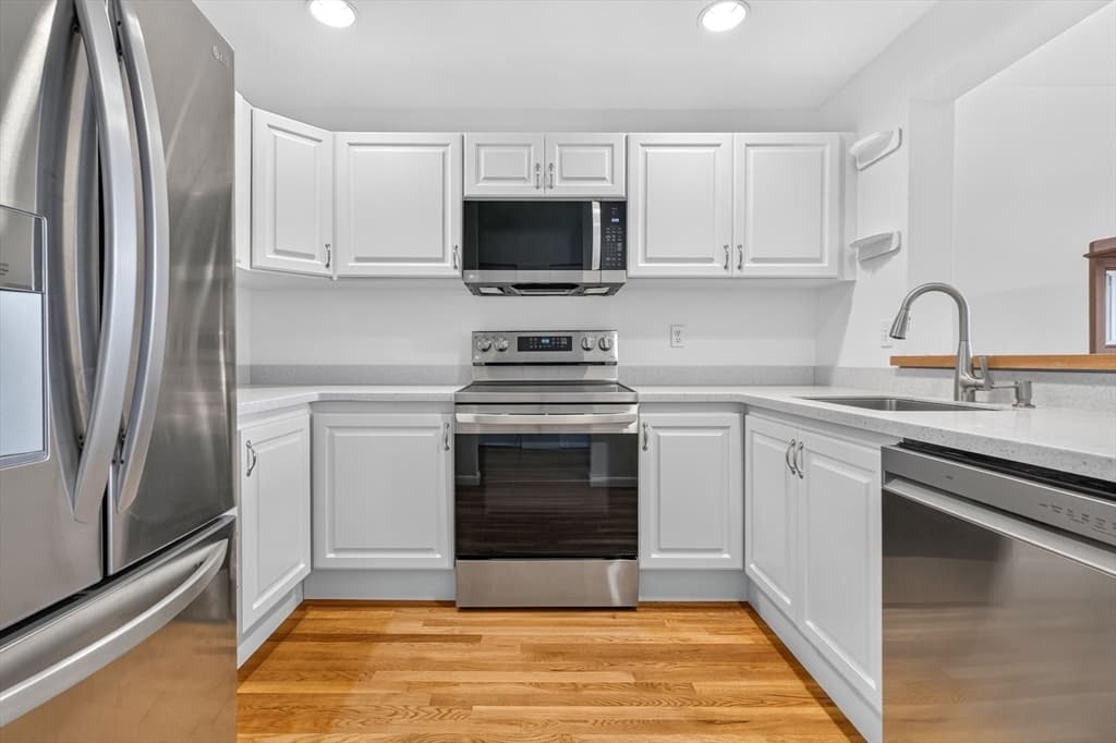 Condominium at 1243 Adams Street # 303, Boston MA 02124, Boston, photo 6 of 22