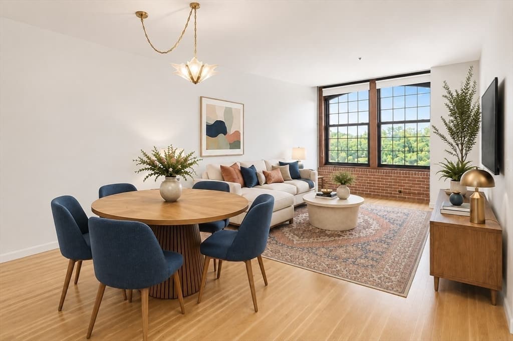 Condominium at 1243 Adams Street # 303, Boston MA 02124, Boston, photo 3 of 22