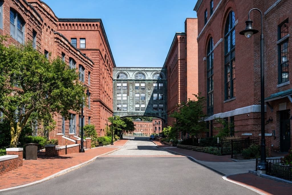 1243 Adams Street # 303, Boston MA 02124