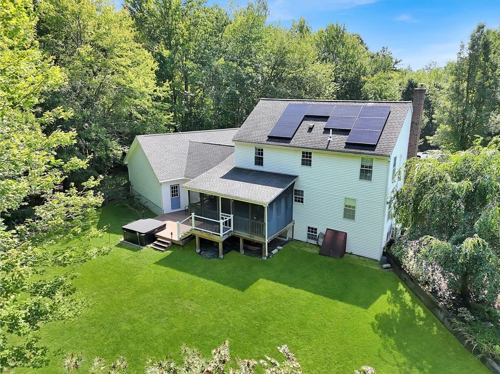 Single Family Residence at 141 Farm Hill Rd, Leominster MA 01453, Leominster, photo 29 of 34