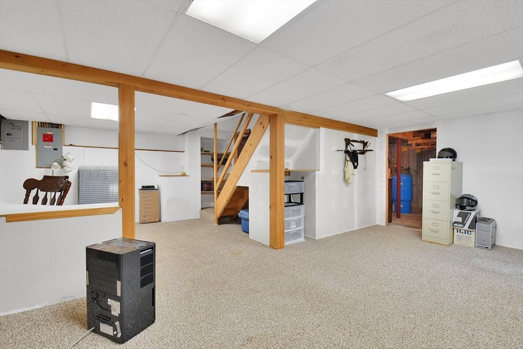 Single Family Residence at 141 Farm Hill Rd, Leominster MA 01453, Leominster, photo 21 of 34