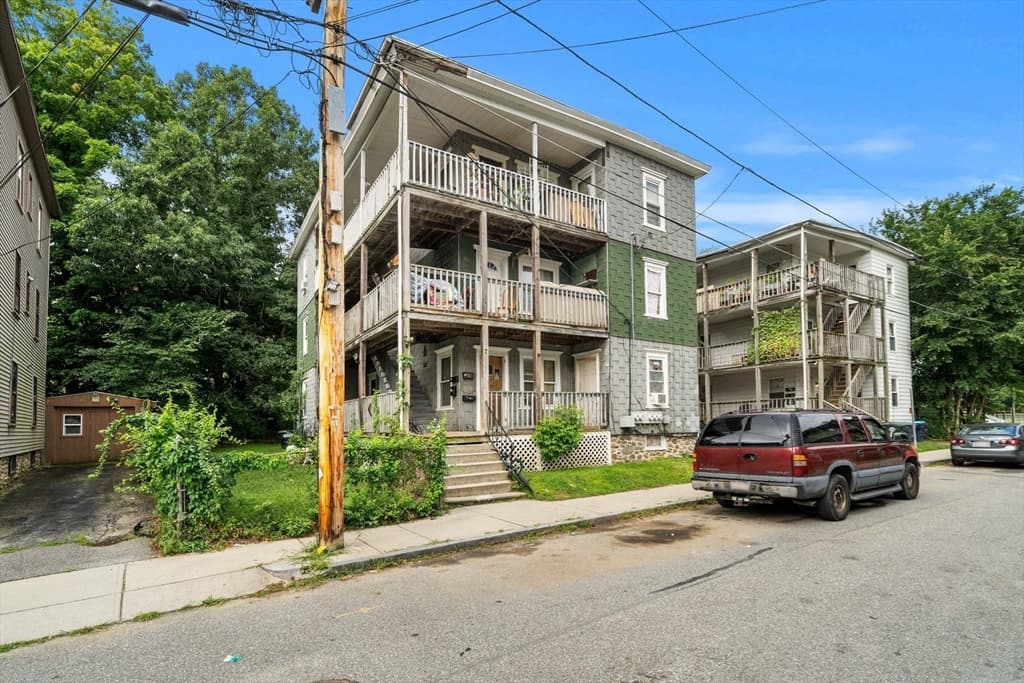 4 Family - 4 Units Up/Down at 27 Henry St, Southbridge MA 01550, Southbridge, photo 2 of 23