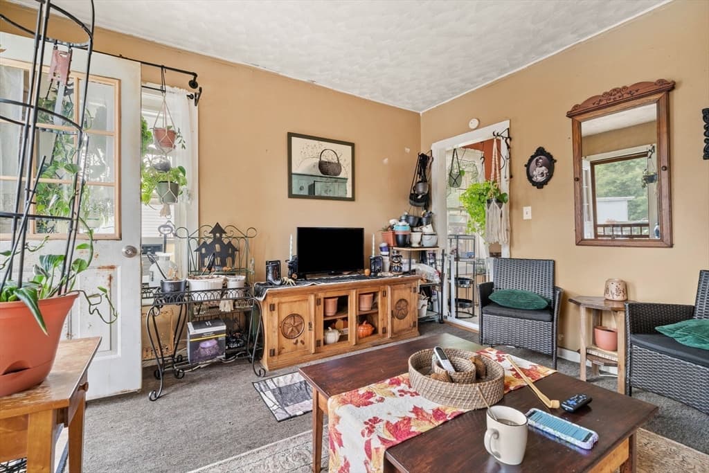 4 Family - 4 Units Up/Down at 27 Henry St, Southbridge MA 01550, Southbridge, photo 13 of 23