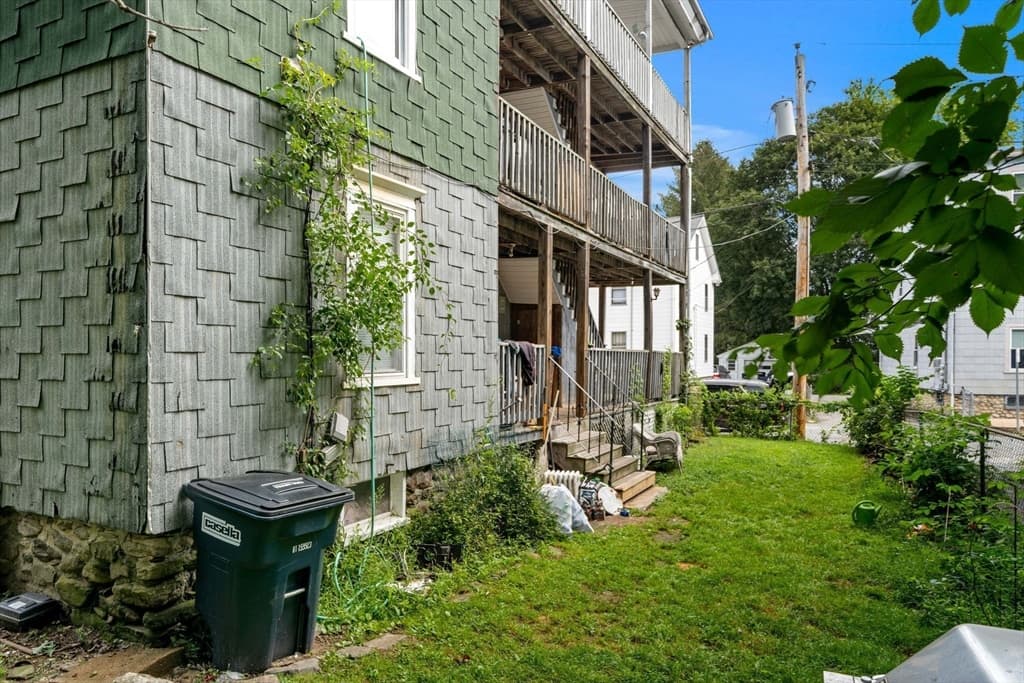 4 Family - 4 Units Up/Down at 27 Henry St, Southbridge MA 01550, Southbridge, photo 4 of 23