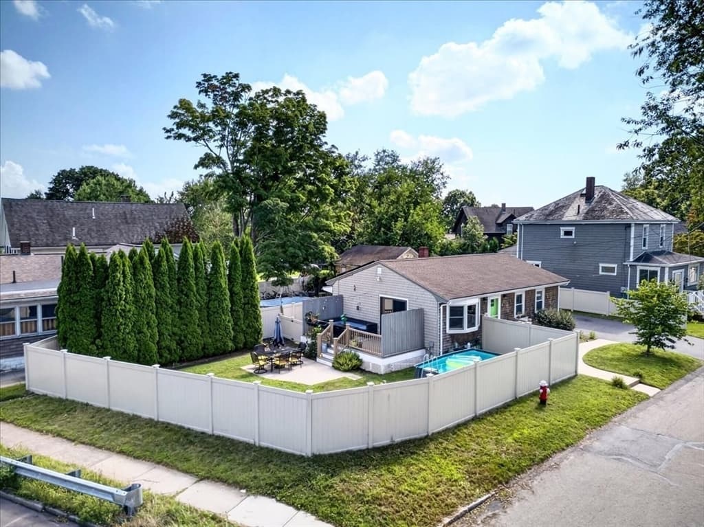 Single Family Residence at 6 Pontiac St, New Bedford MA 02745, New Bedford, photo 26 of 30