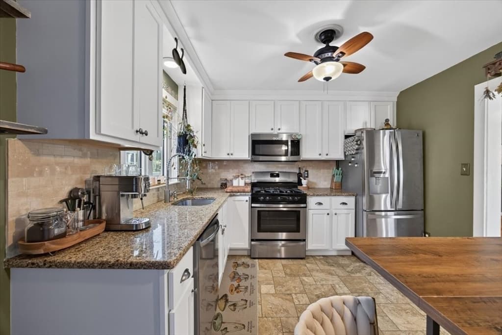 Single Family Residence at 6 Pontiac St, New Bedford MA 02745, New Bedford, photo 10 of 30