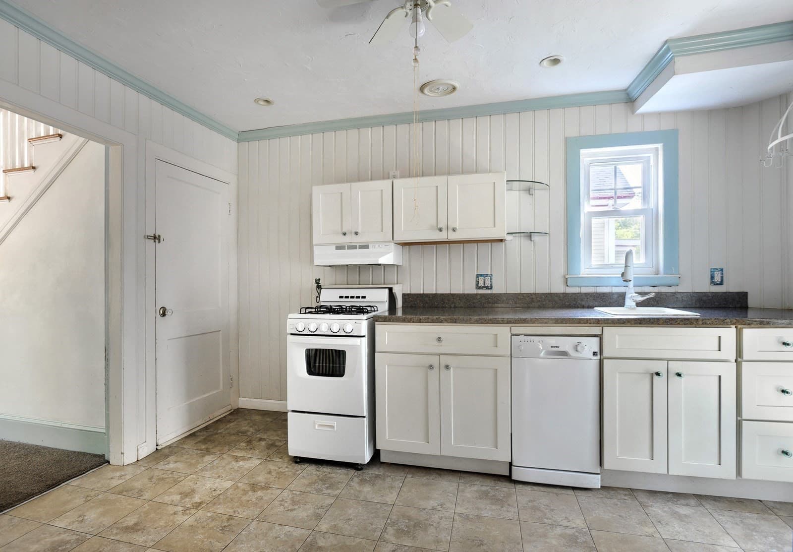 Single Family Residence at 66 Ferncroft Rd, Milton MA 02186, Milton, photo 12 of 28
