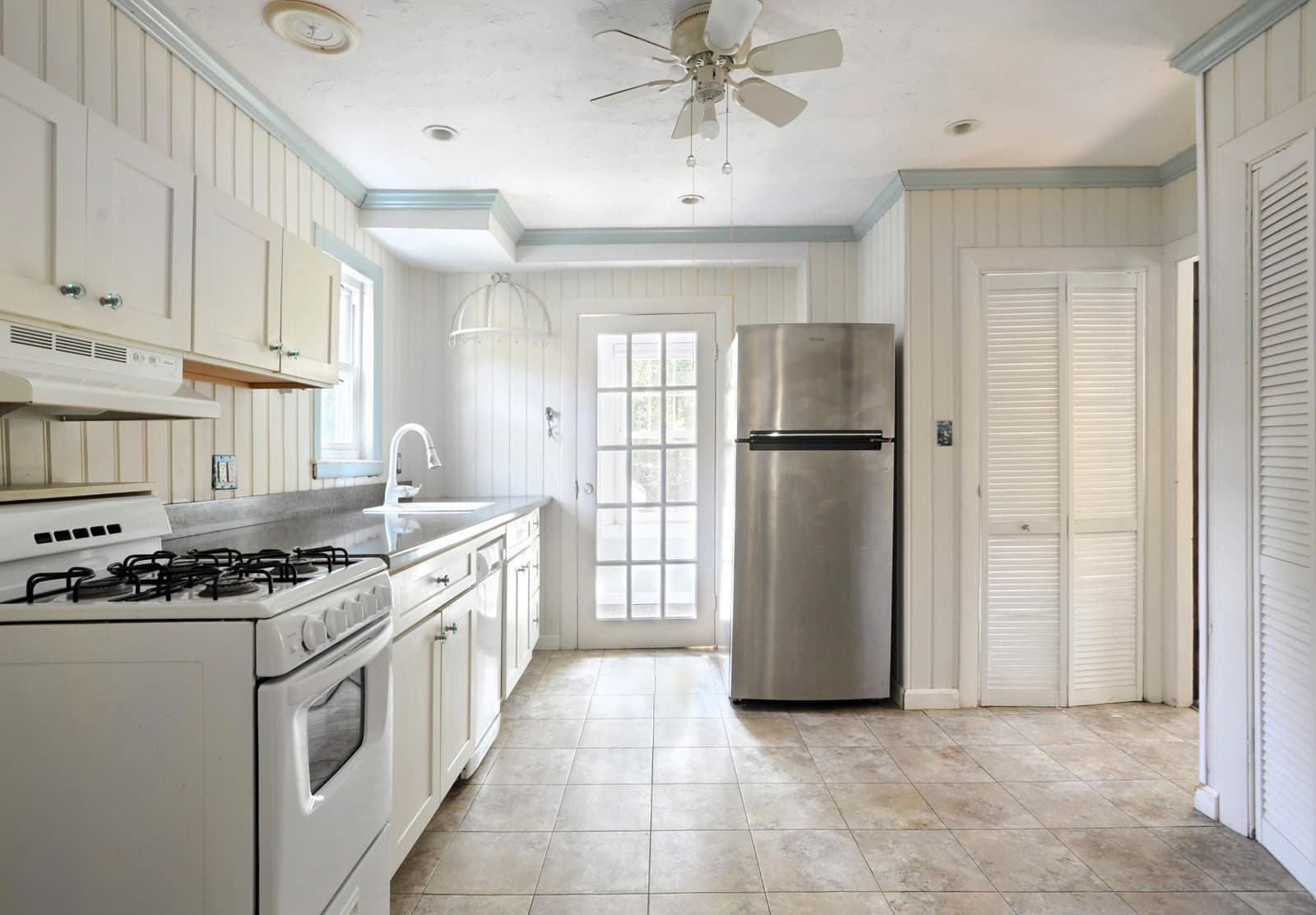 Single Family Residence at 66 Ferncroft Rd, Milton MA 02186, Milton, photo 11 of 28