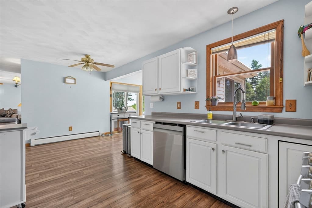 Single Family Residence at 108 Range Road, Northwood NH 03261, Northwood, photo 31 of 42