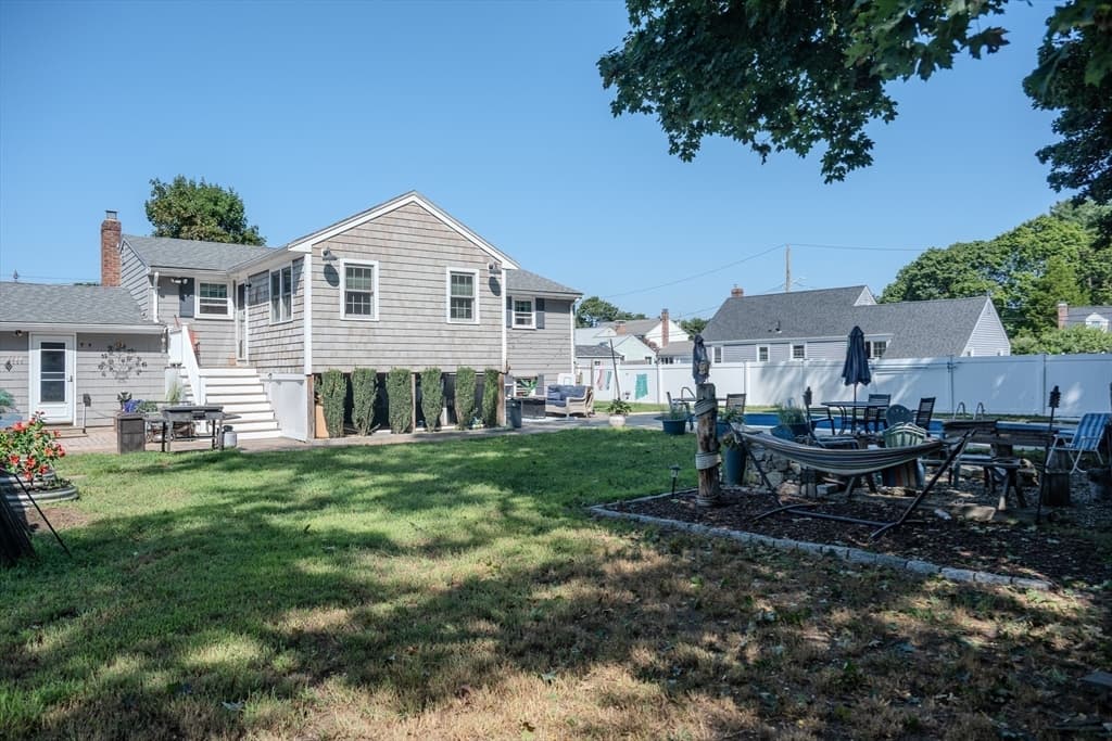 Single Family Residence at 156 Oak St, Weymouth MA 02190, Weymouth, photo 27 of 31
