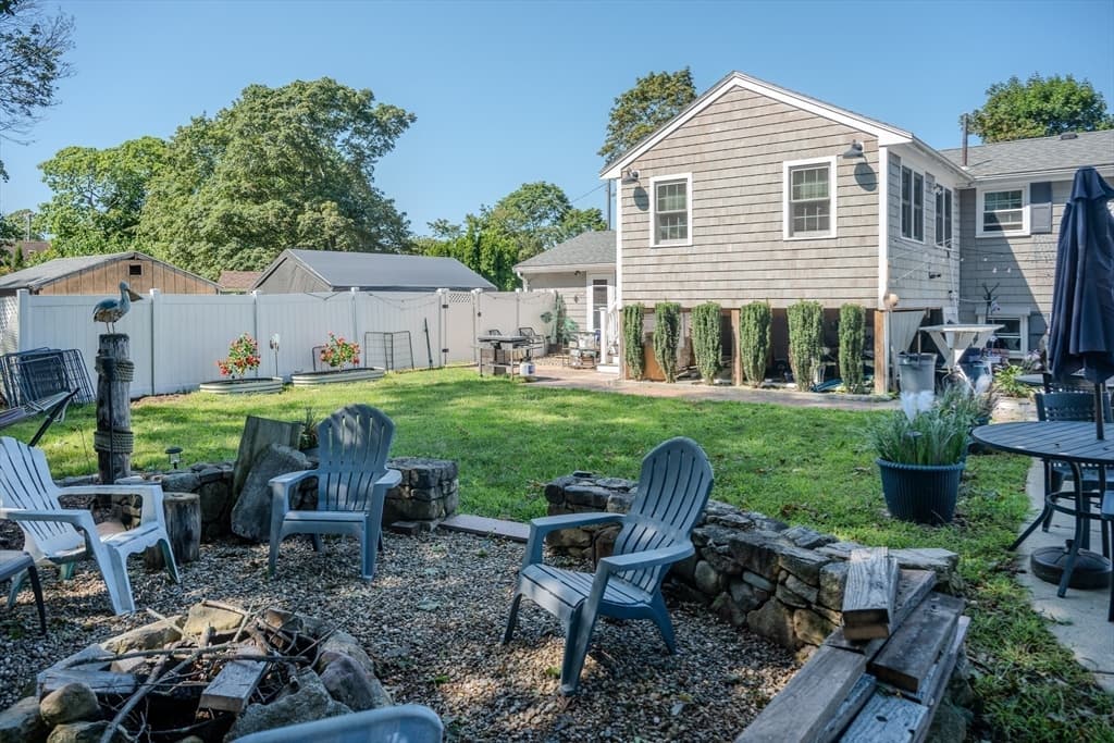 Single Family Residence at 156 Oak St, Weymouth MA 02190, Weymouth, photo 28 of 31