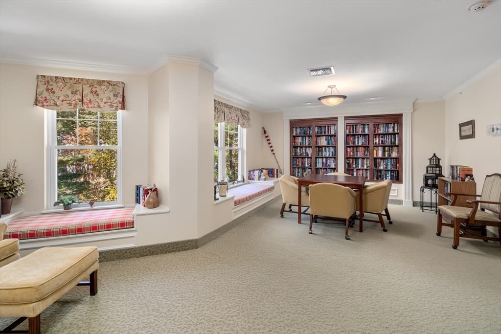 Condominium at 7 Crescent Way # 319, Sturbridge MA 01518, Sturbridge, photo 25 of 27