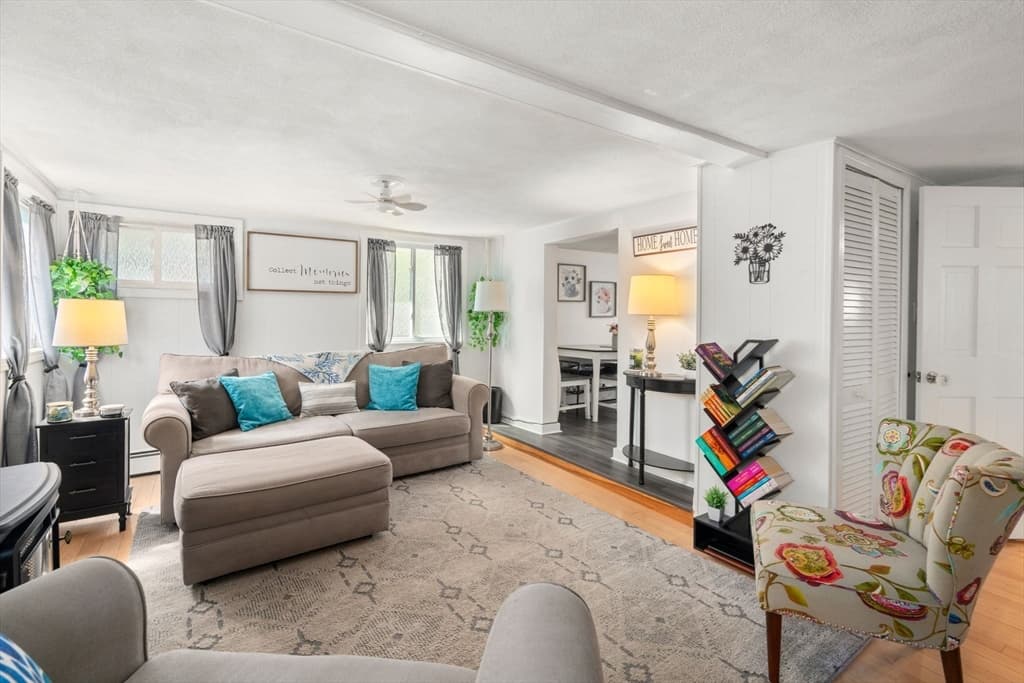 Condominium at 26 Wallis Street # 1, Beverly MA 01915, Beverly, photo 2 of 40