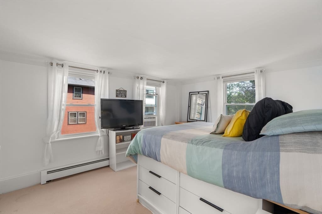 Condominium at 26 Wallis Street # 1, Beverly MA 01915, Beverly, photo 10 of 40